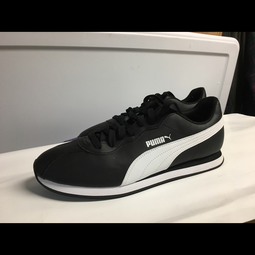 Puma Turin II men’s size 12M NEW without box.